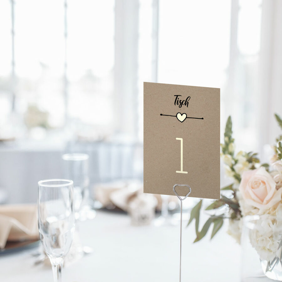 Nachhaltige Tischnummer zur Hochzeit "Rustic Craft"